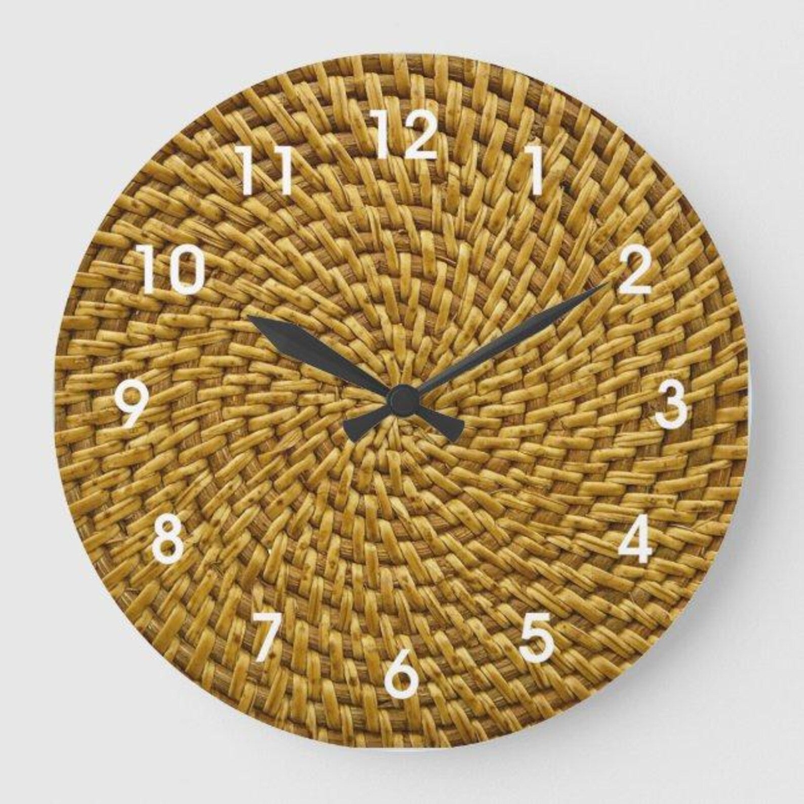 Monogram Rattan Görünümlü Duvar Saati – Bohem Hasır Örgü Desenli 6mm MDF